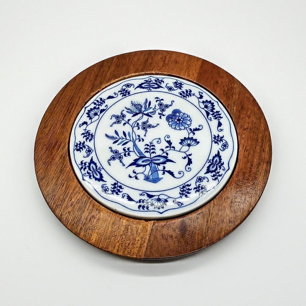Vintage Dolphin Blue White Tile Round Wood Trivet